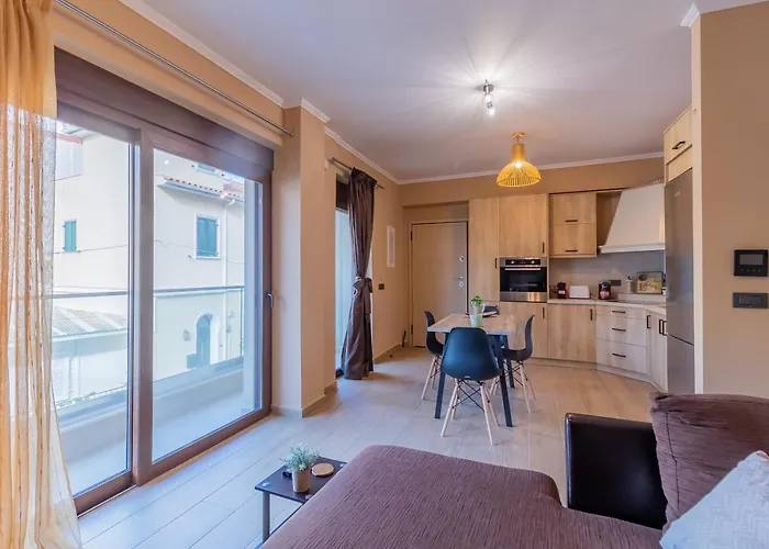 Comfy 2-room Sea View In Town. Appartamento Città di Zante