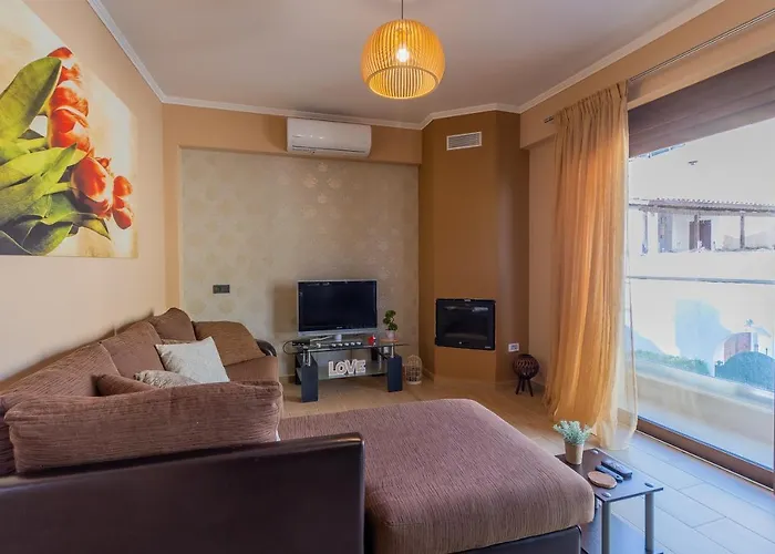 Comfy 2-room Sea View In Town. Appartamento