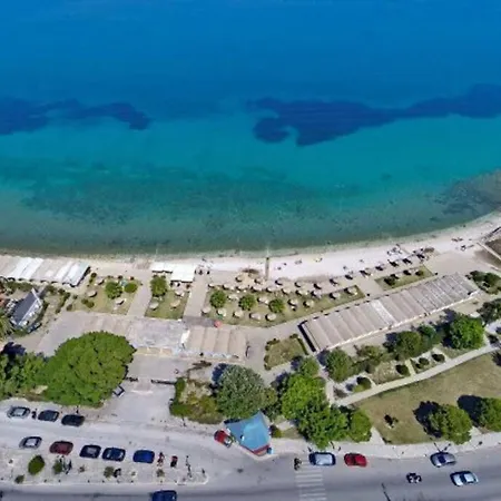 Comfy 2-room Sea View In Town. Appartamento