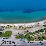 Comfy 2-room Sea View In Town. Lejlighed